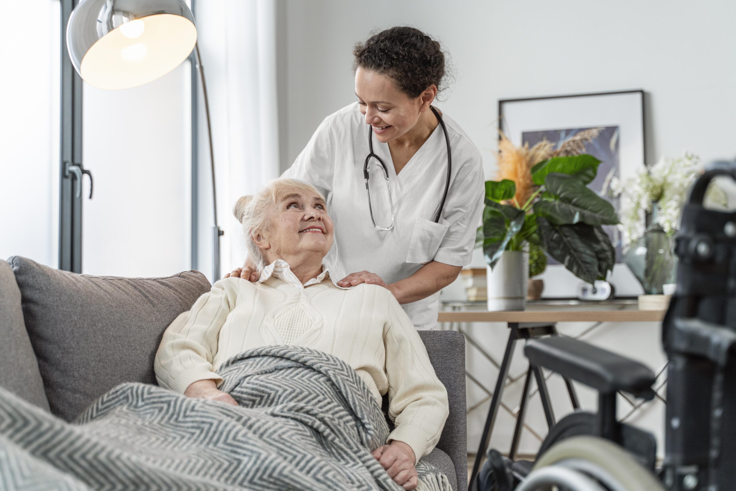 senior-woman-talking-with-her-doctor